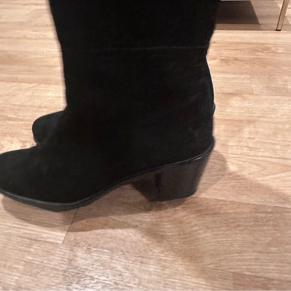 Stuart Weitzman Hitest Over the Knee Boots - Picture 6 of 12